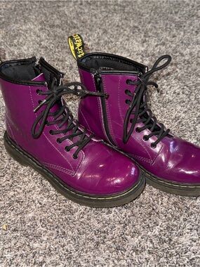 Dr Martens Delaney Purple Black Leather Combat Boots Youth Girls Size 3 Kids